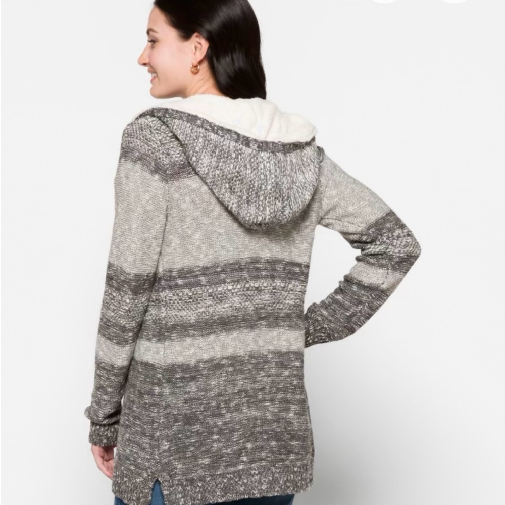 Gray and White Striped Open-Front Cardigan - Picture 4 of 5